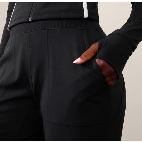 Athleta Women's Venice High Rise Jogger Women’s Size Small in Black EUC - Picture 5 of 14